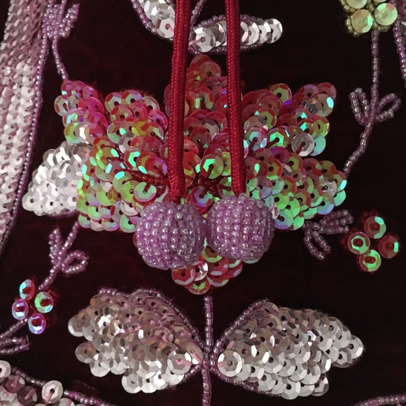 Gorgeous Vintage Burgundy Velvet + Sequin Evening Bag Lined in Burgundy Satin - Picture 4 of 5